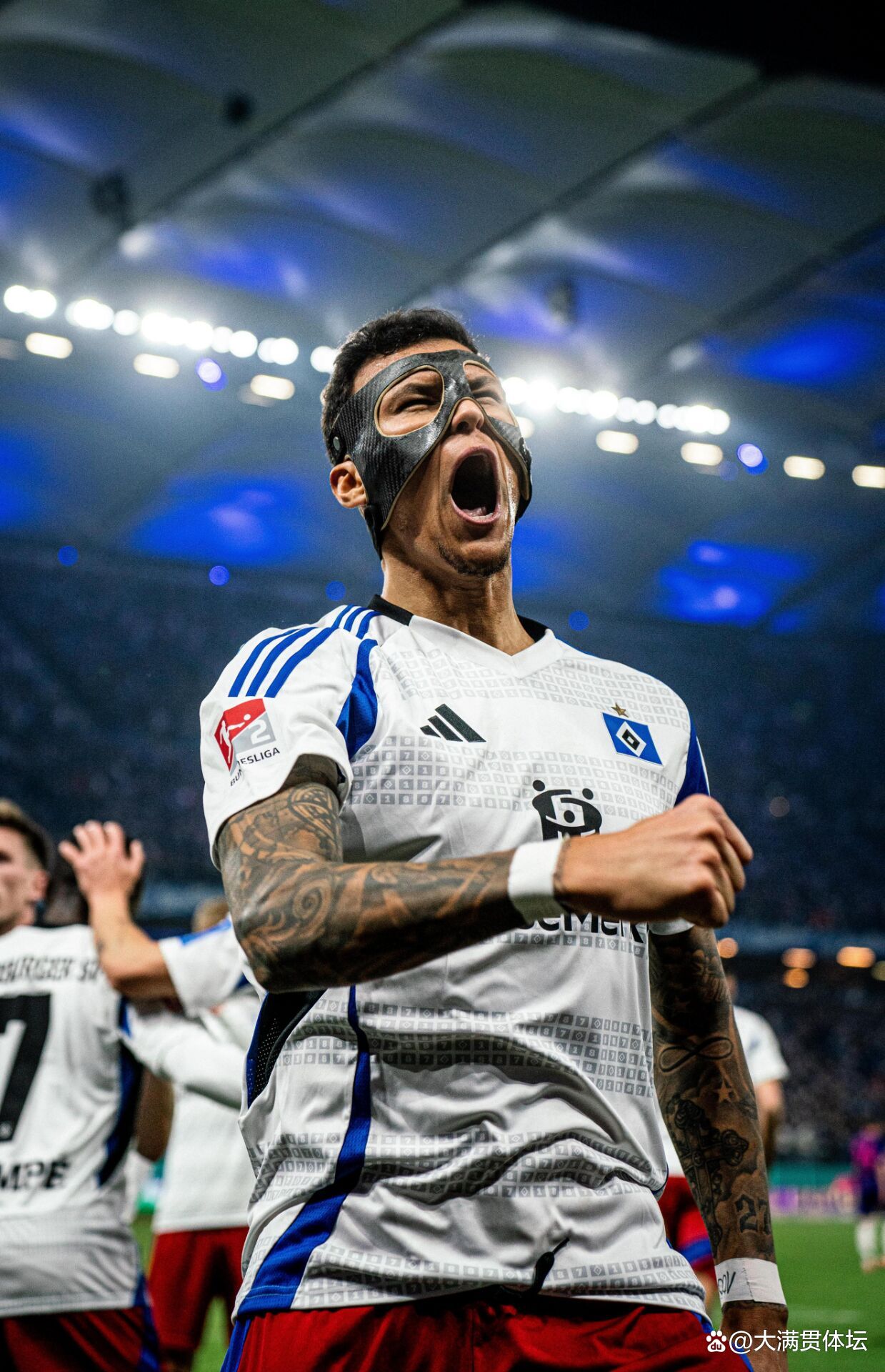 九游VIP-汉堡队主帅遭遇辞退危机，球迷呼吁支持的简单介绍