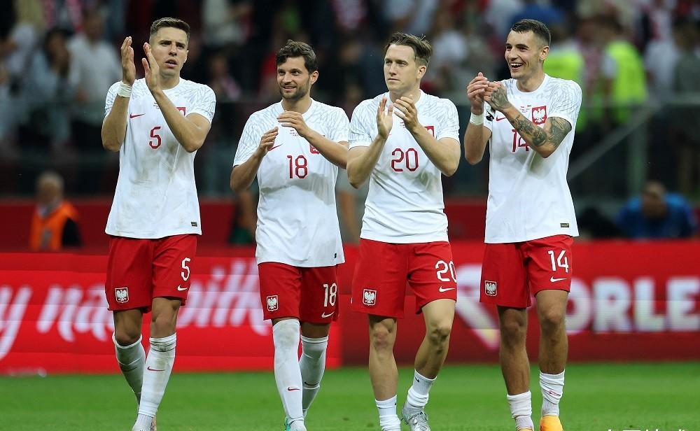 九游娱乐首页-冰岛队战胜摩尔多瓦，全胜小组第一