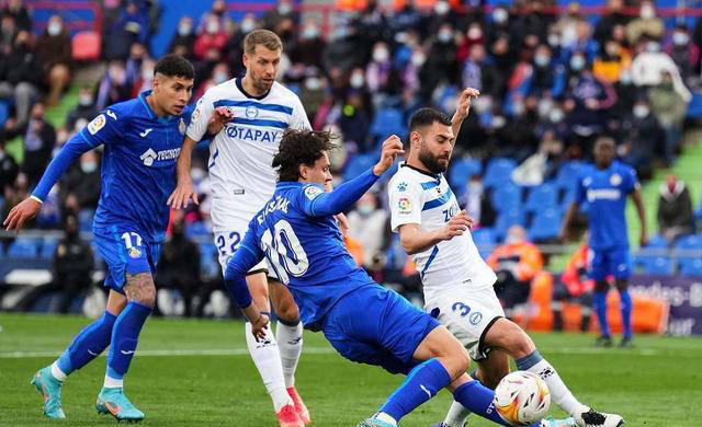 关于不伦瑞克主场失利,球队备战下一轮积极调整的信息 关于不伦瑞克主场失利,球队备战下一轮积极调整的信息