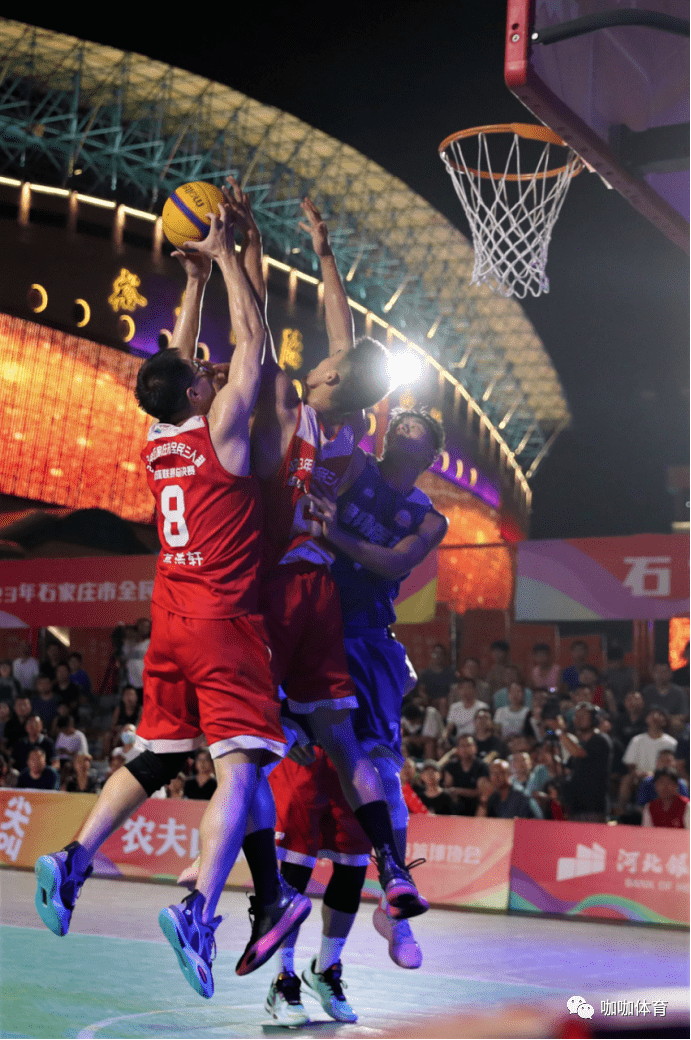 精彩篮球赛事轮番上演,激情爆棚 精彩篮球赛事轮番上演,激情爆棚