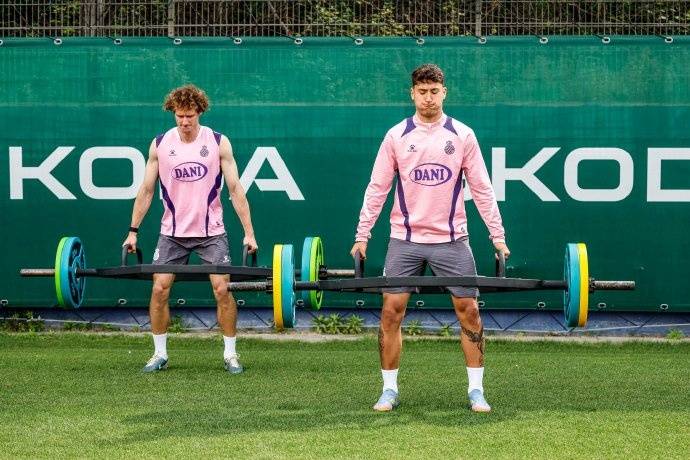 九游官网-瓦伦西亚球员集体示好,球队士气高涨的简单介绍