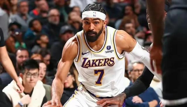 九游娱乐官方-快船队逆袭步行者队，豪取两连胜保持势头的简单介绍