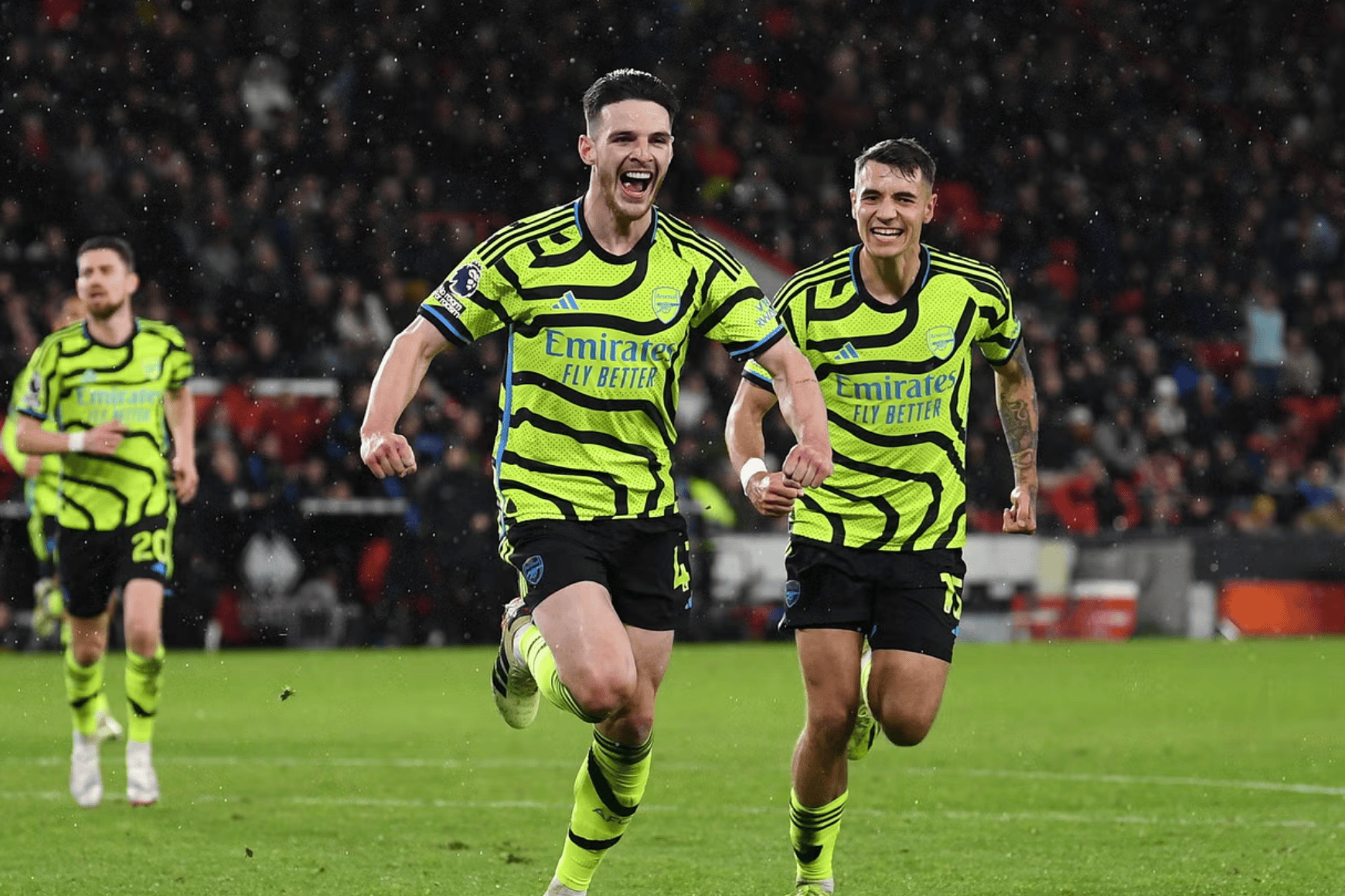 九游体育-关于阿森纳攻防两线全面崩溃，盼迎来新帅的信息