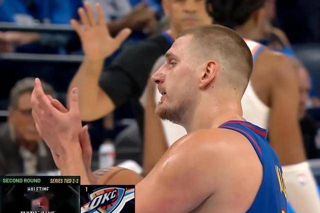 罗马纳雷纳卡狂取五连胜,球队士气高涨 罗马纳雷纳卡狂取五连胜,球队士气高涨