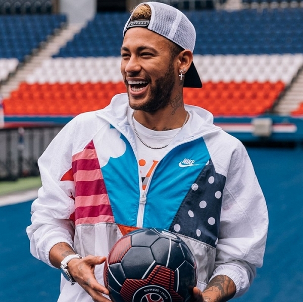 认真对待斯特拉斯堡全队身负伤势的简单介绍 认真对待斯特拉斯堡全队身负伤势的简单介绍