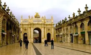 南锡主场大胜，雄心勃勃奔袭前列