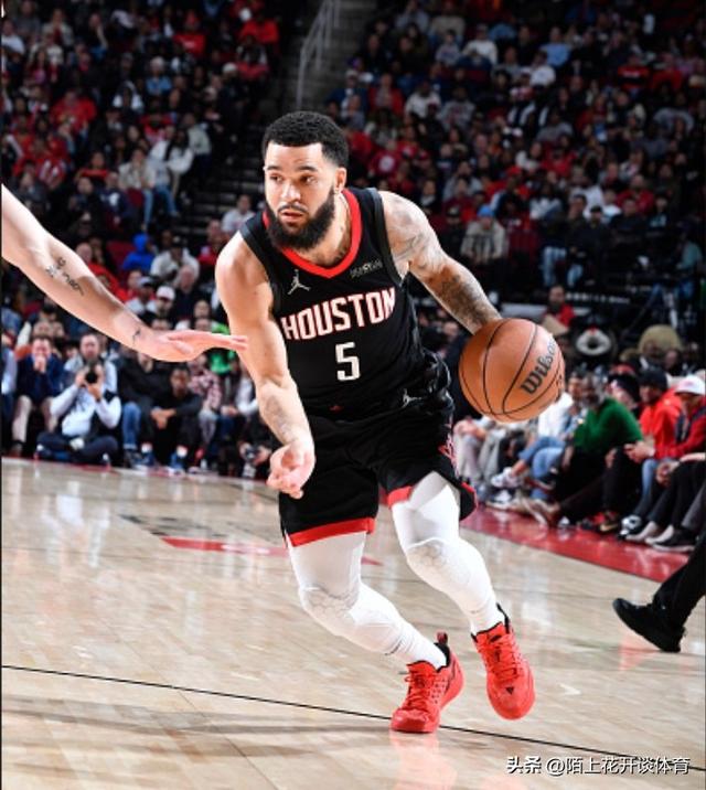 九游娱乐入口-关于活塞后卫突破低谷期，状态回勇上升的信息