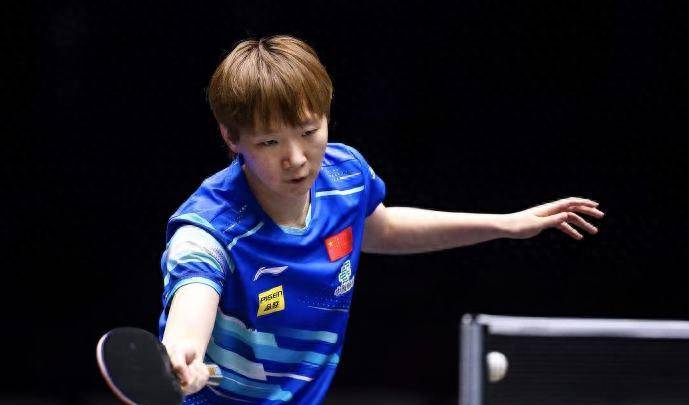 九游娱乐-厄尔士登在客场比赛中奋力抗争，却遗憾失利