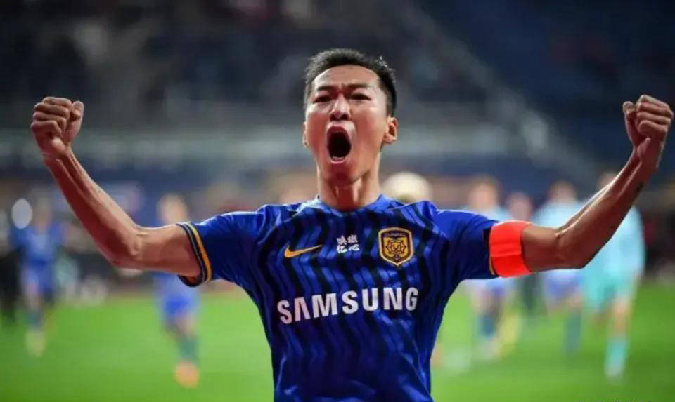 九游体育官方入口-关于上海申花力克富力，取得关键胜利的信息