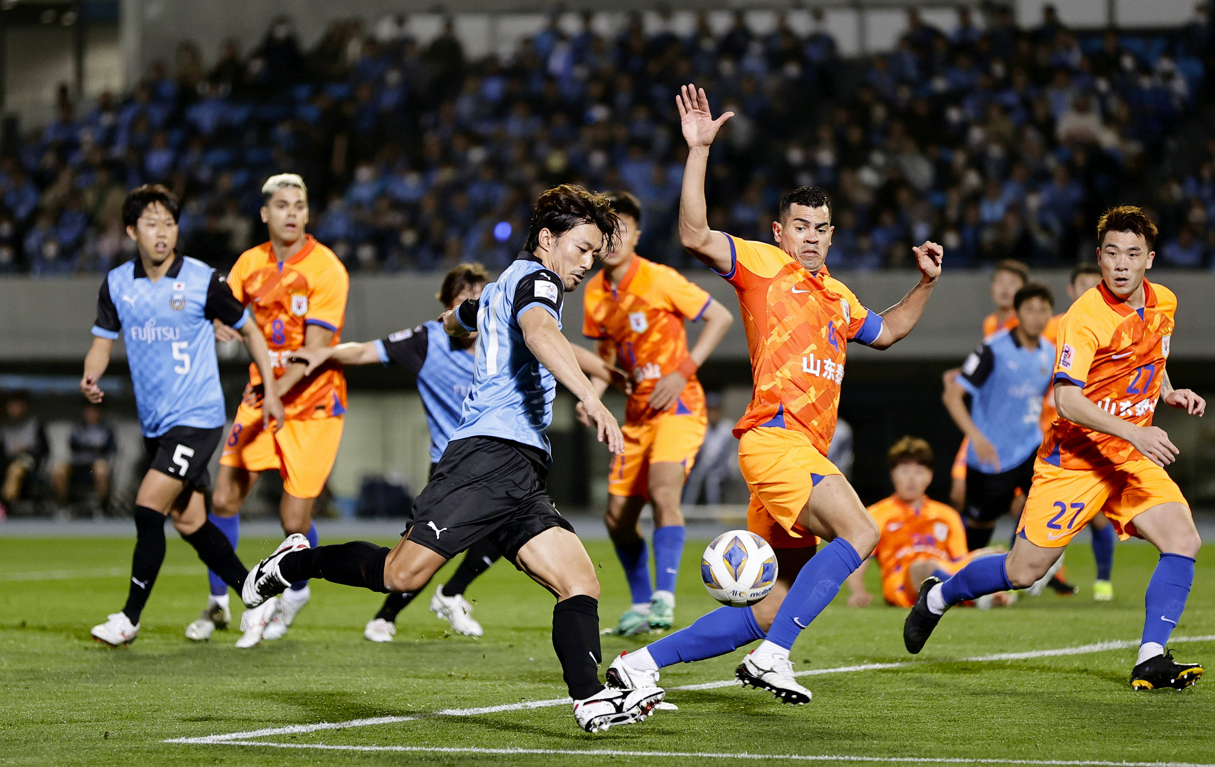 广岛三箭客场挫败，保级任务严峻的简单介绍