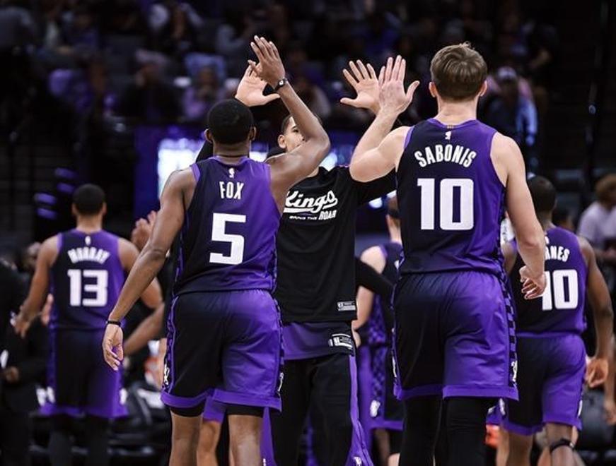 九游官网-人遭遇公牛逆转，恩比德孤掌难鸣