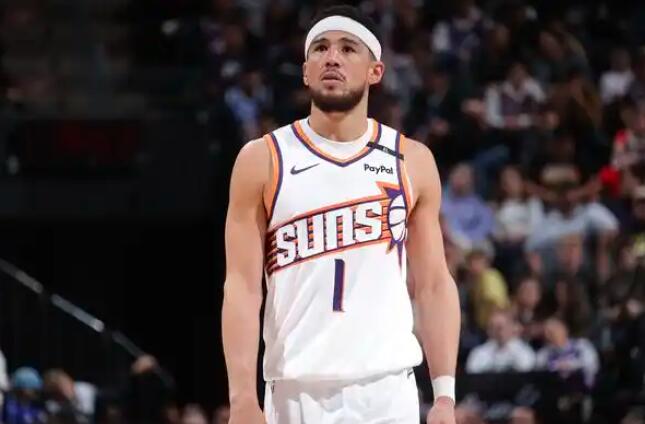 太阳后卫全面发挥，破解对手防守取胜