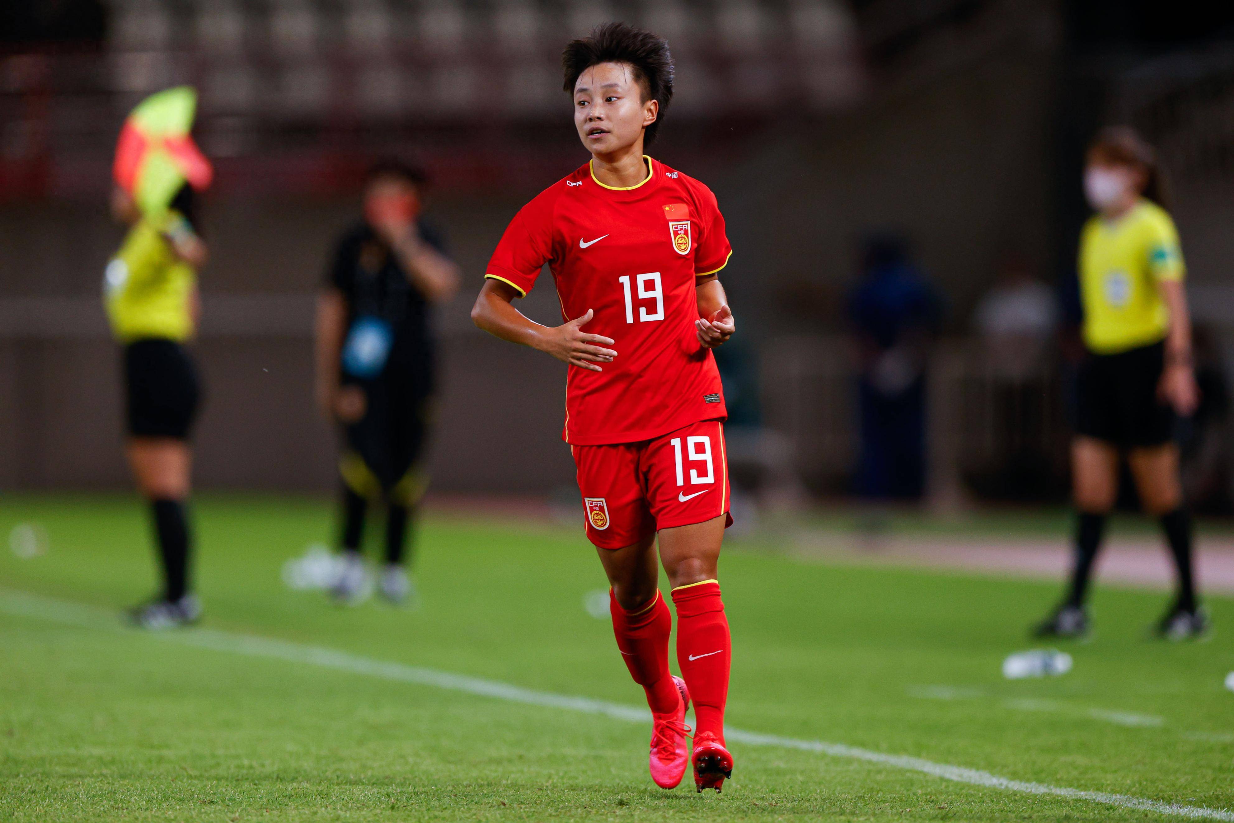 澳大利亚女足踢出全力斩获胜利