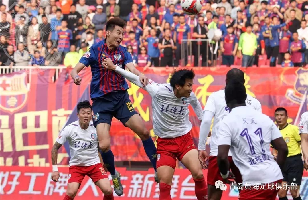 人和主场逆转深圳，积分领跑