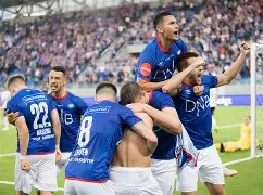 利勒斯俱乐部在法国联赛中努力超越对手