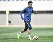 国安后防冰防不汲汲，小负特做慢绝梅.姆雷的简单介绍