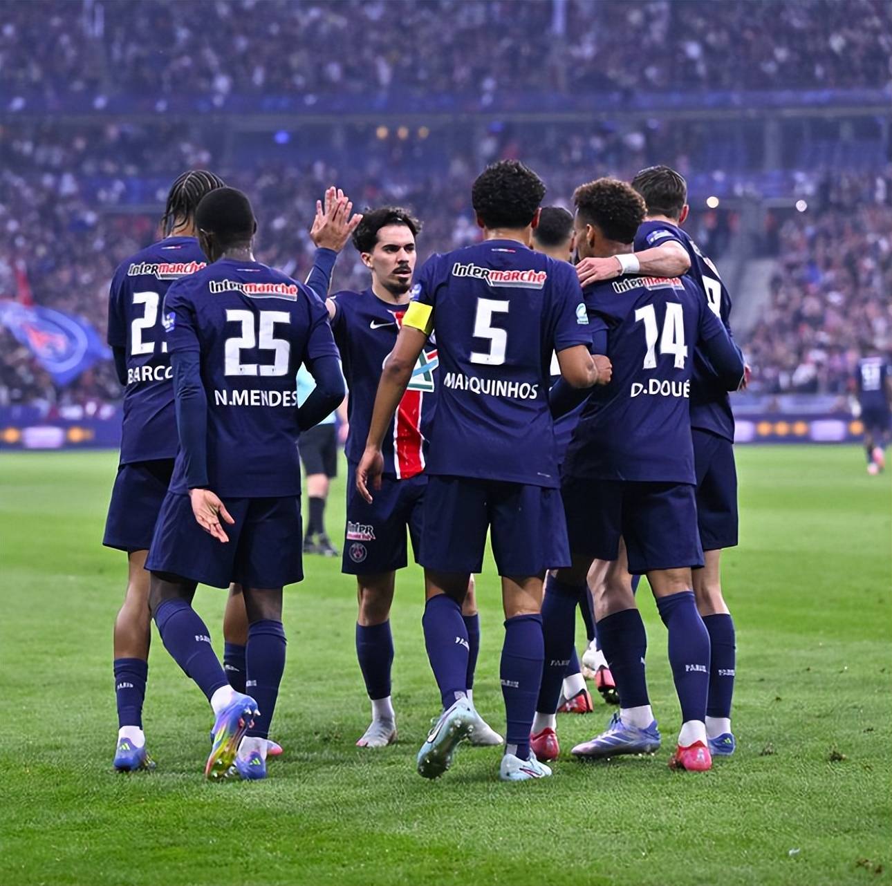 九游官网-一场足球盛事在法国爆发，引发广泛关注