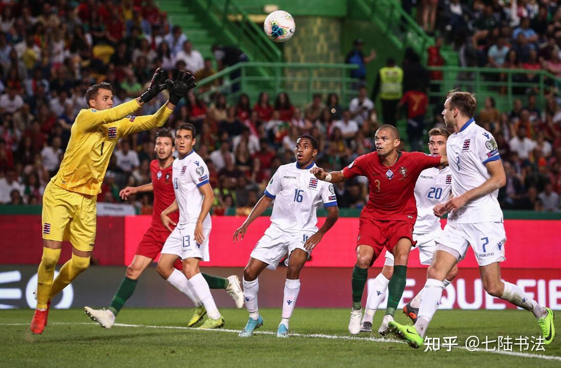 包含丹麦队惊艳表现，晋级欧洲杯四强的词条