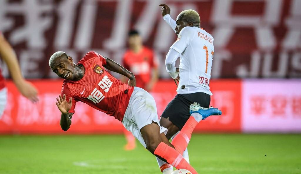 9you娱乐-凯里亚尔艰难晋级,成功登顶亚冠小组头名