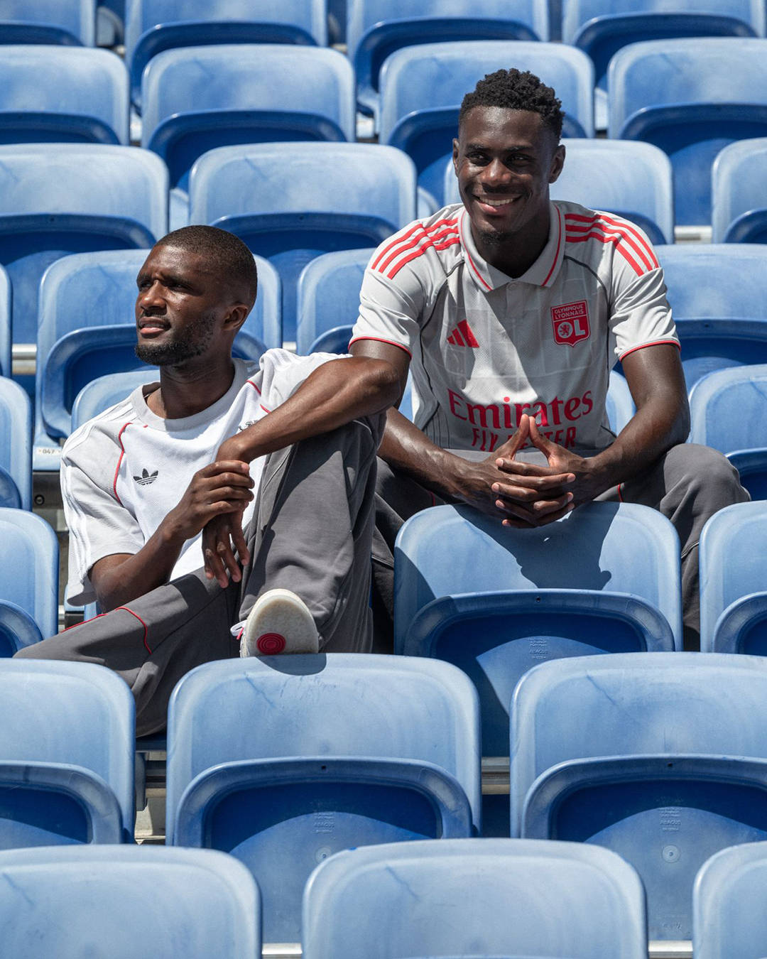 里昂队球员受伤，状态受影响