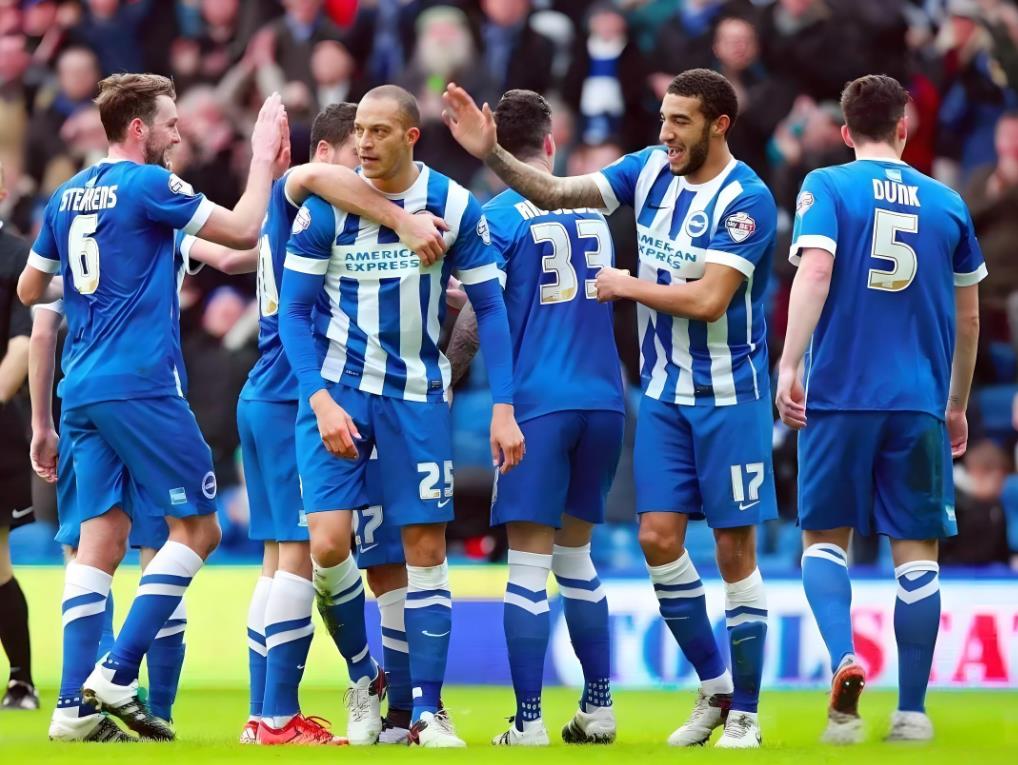 曼城客场不敌,遭遇联赛失利 曼城客场不敌,遭遇联赛失利