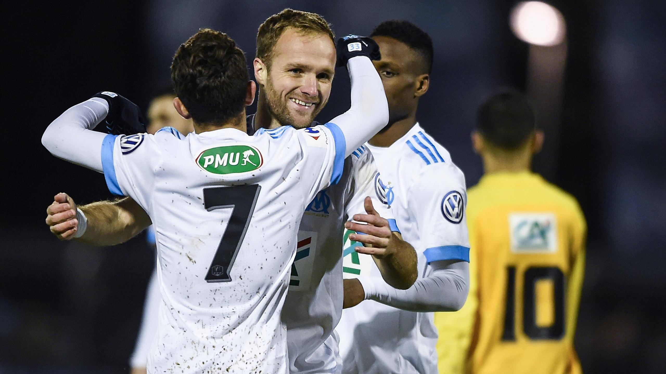 里尔足球俱乐部击败对手，取得胜利