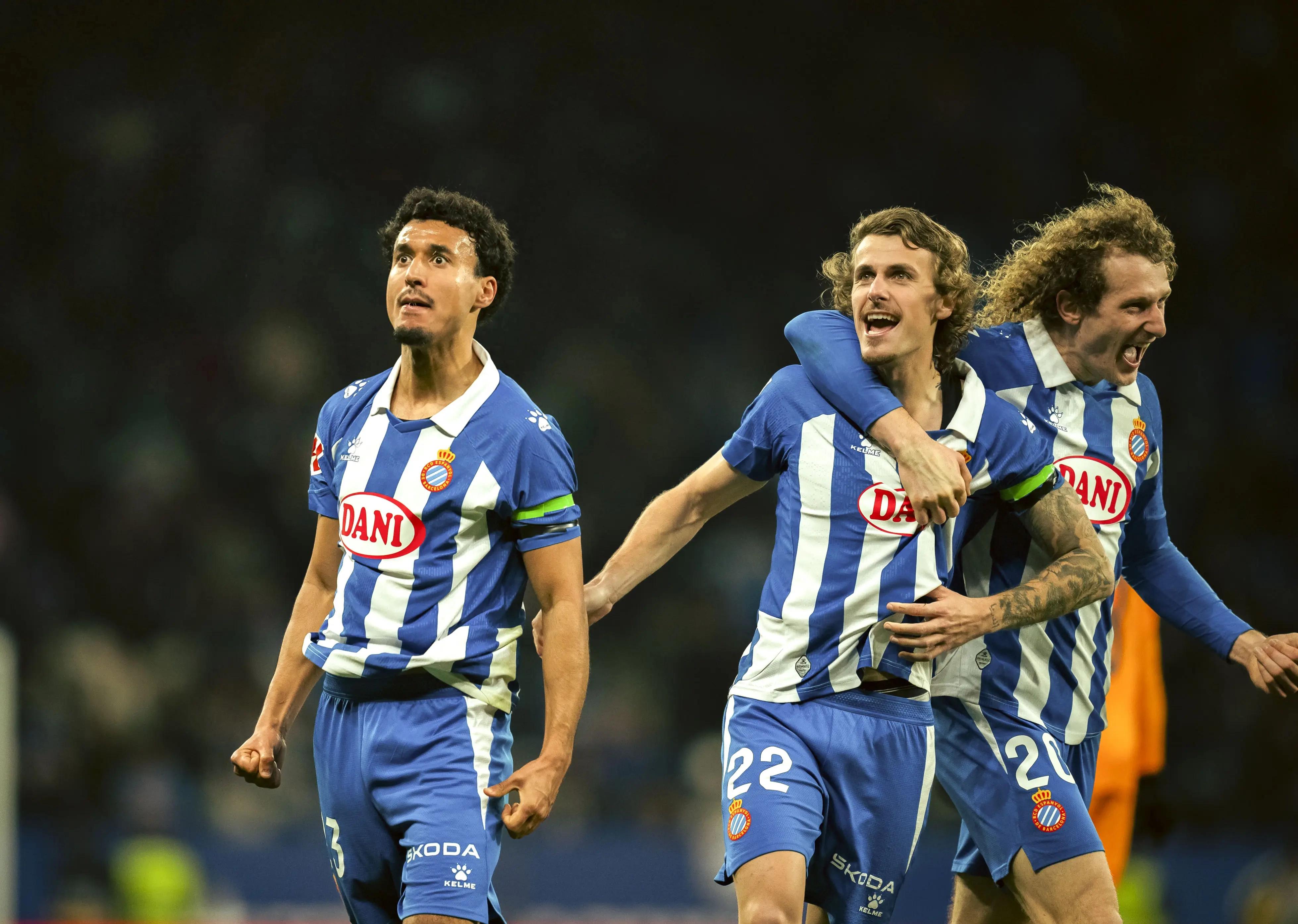 西班牙客场大胜波黑，提前锁定晋级资格